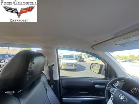 Used 2020 Toyota Tundra SR5 w/ SR5 Upgrade Package RWD image 15