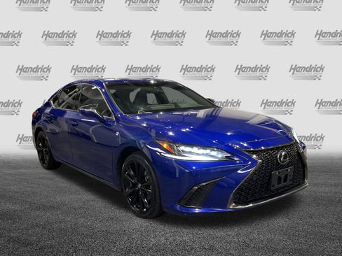 Used 2022 Lexus ES 350 F Sport image 2