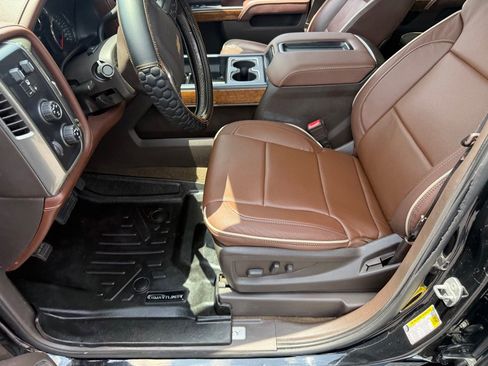 Used 2015 Chevrolet Silverado 1500 High Country w/ High Country Premium Package image 48