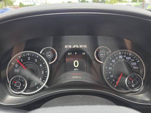 Used 2020 RAM 1500 Big Horn AWD/4WD image 25