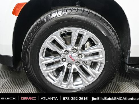 Used 2024 GMC Yukon SLT image 38