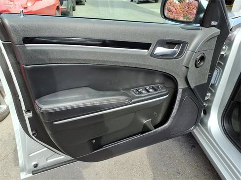 Used 2023 Chrysler 300 S image 11