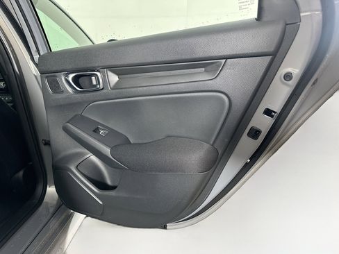 Used 2025 Honda Civic Sport image 28