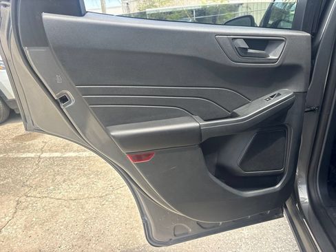 Used 2025 Ford Escape Active FWD image 12