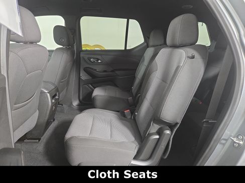 Certified 2023 Chevrolet Traverse LT FWD image 12