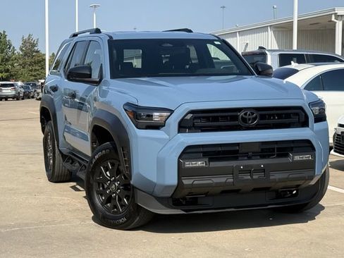 Used 2025 Toyota 4Runner SR5 AWD/4WD image 2