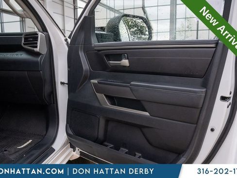 Used 2022 Toyota Tundra SR5 AWD/4WD image 22