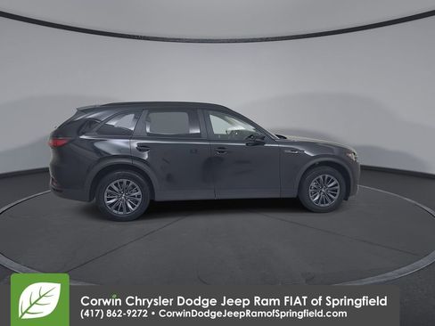 Used 2025 MAZDA CX-70 3.3 Turbo w/ Preferred Package image 16