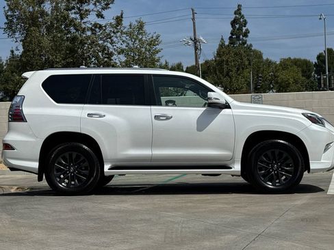 Used 2022 Lexus GX 460 Premium w/ Premium Plus Package AWD/4WD image 6