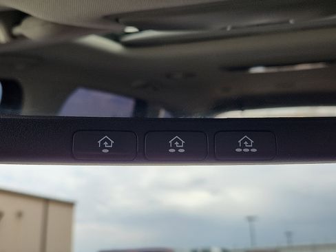 Used 2024 Kia Telluride S w/ S Sunroof Package image 16