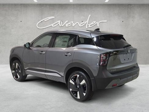 New 2026 Nissan Kicks SR image 14