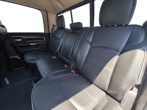 Used 2019 RAM 2500 Laramie AWD/4WD image 16