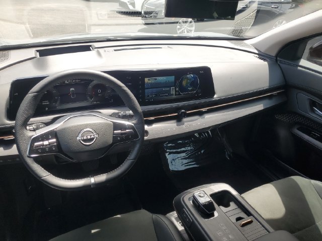 Certified 2024 Nissan Ariya AWD image 10