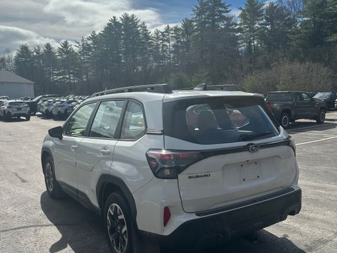 Used 2025 Subaru Forester image 7