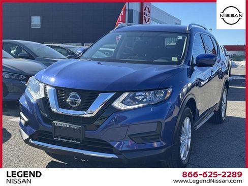 Used 2018 Nissan Rogue SV w/ Premium Package image 4