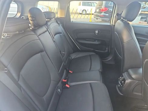 Used 2016 MINI Cooper Clubman image 14