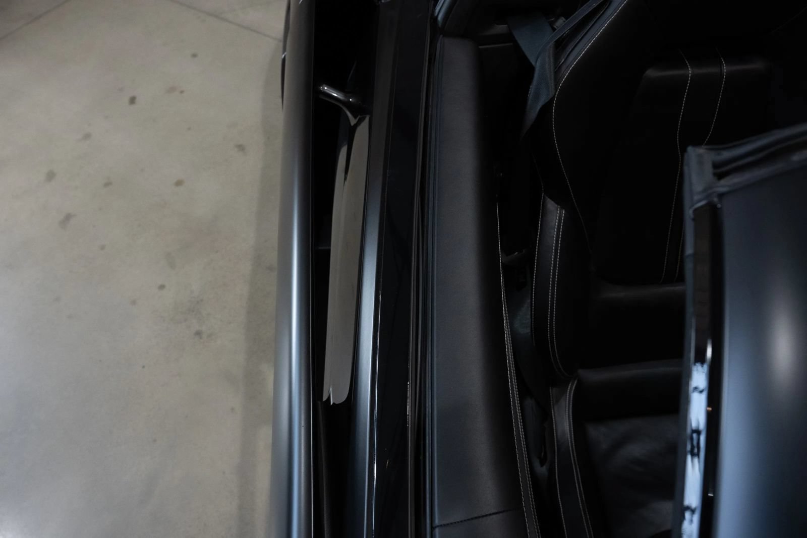 Used 2019 McLaren 570S Spider RWD image 29