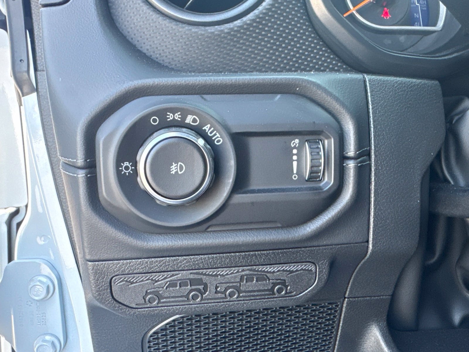 Used 2026 Jeep Wrangler Unlimited Rubicon AWD/4WD image 24