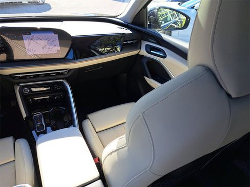 Certified 2025 Audi Q5 Premium Plus w/ Premium Plus image 25