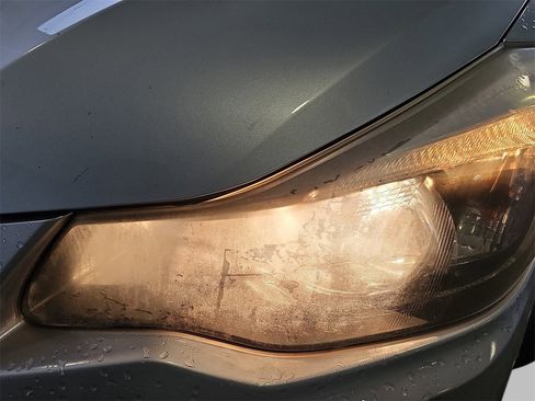 Used 2012 Subaru Impreza 2.0i Premium image 30