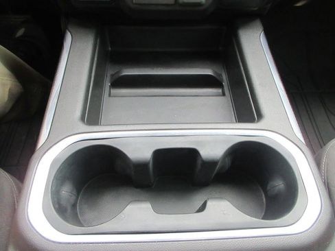 Certified 2022 Chevrolet Silverado 2500 LT w/ Convenience Package image 32