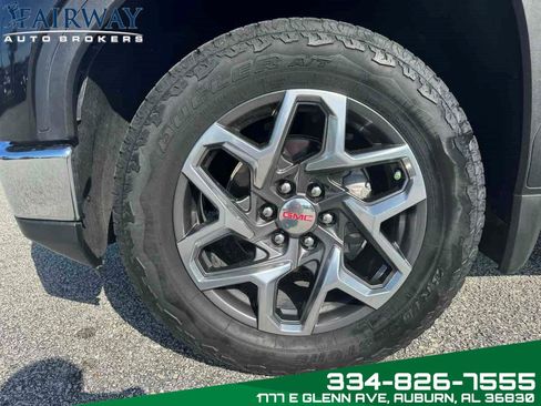 Used 2023 GMC Sierra 1500 SLT image 29