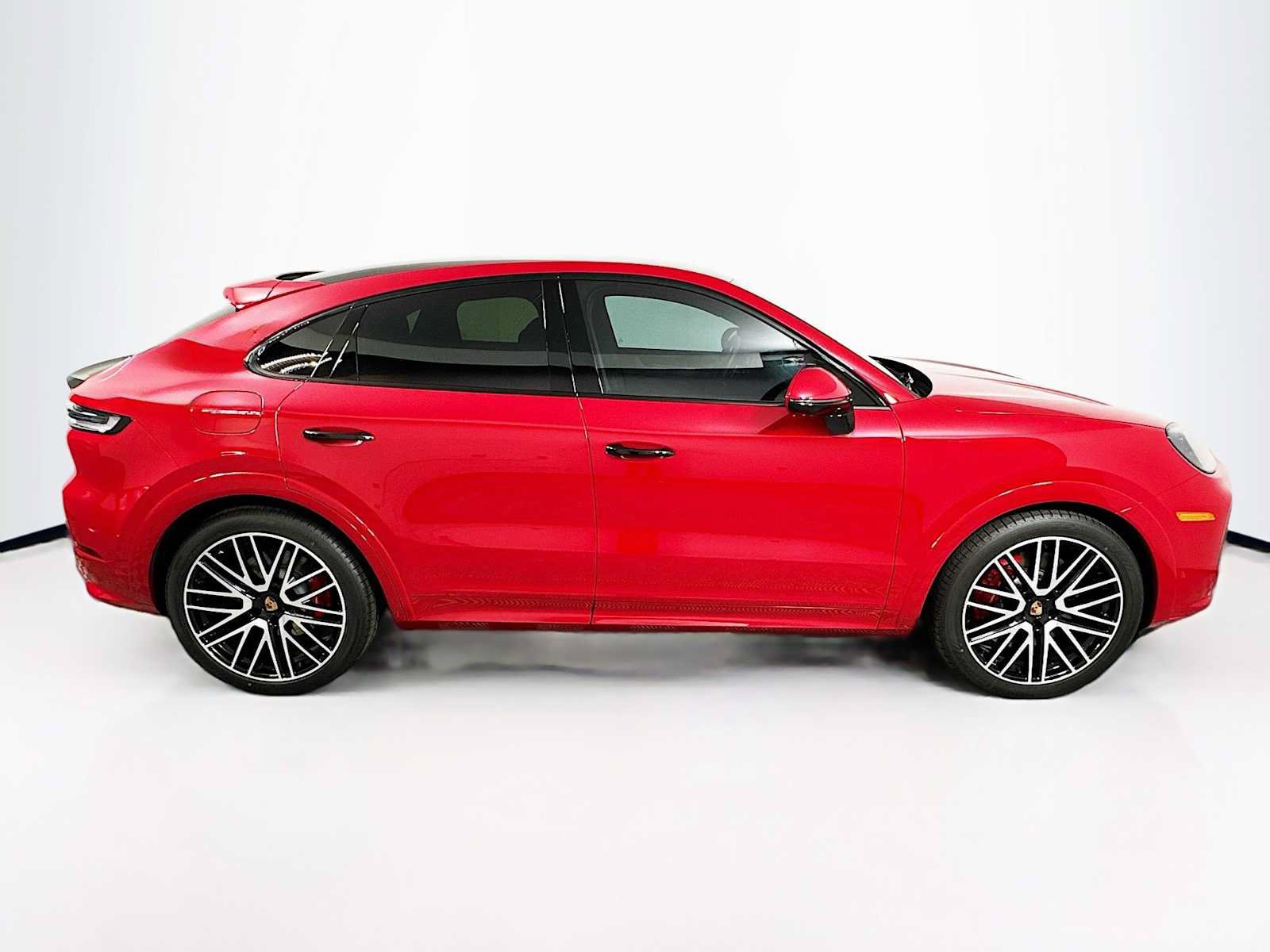 Certified 2025 Porsche Cayenne GTS AWD/4WD image 2