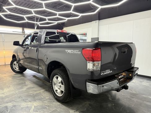 Used 2013 Toyota Tundra 4x4 Double Cab image 3