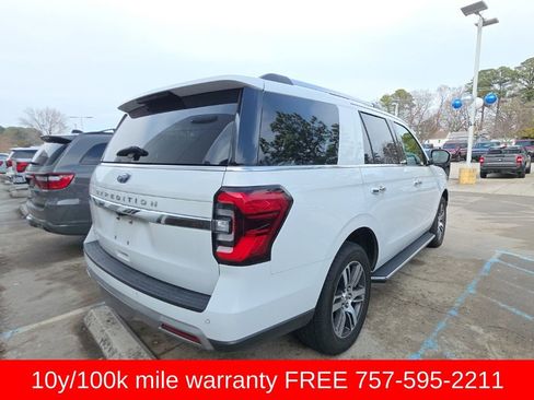 Used 2022 Ford Expedition Limited image 5