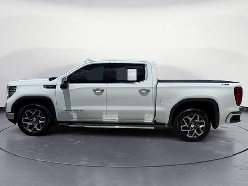 Used 2023 GMC Sierra 1500 SLT w/ SLT Premium Package AWD/4WD image 2