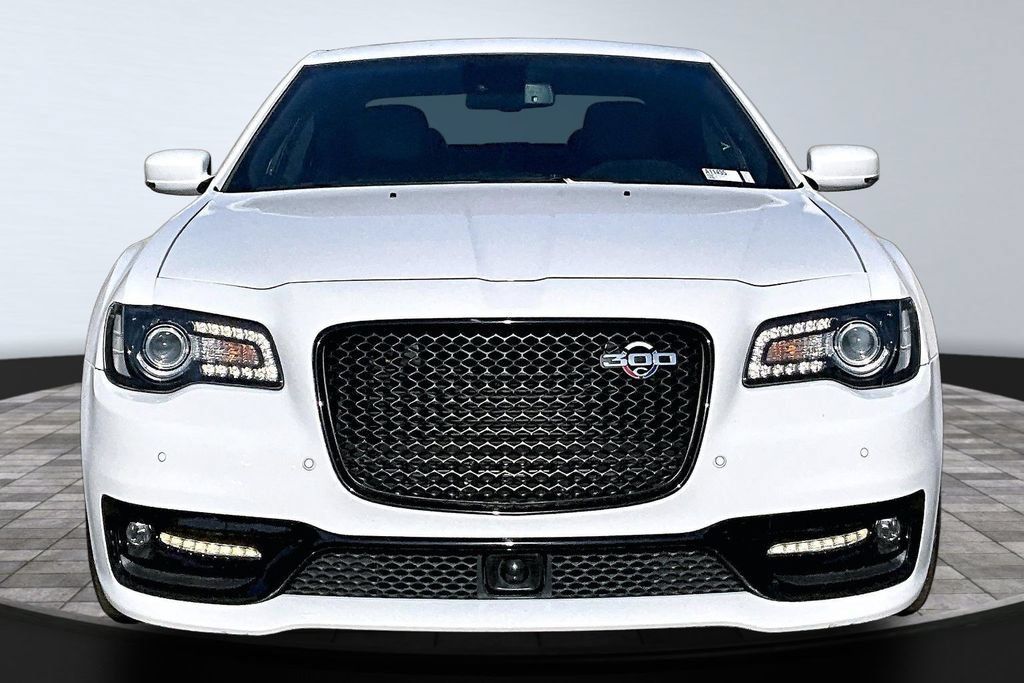 Used 2023 Chrysler 300 C RWD image 27