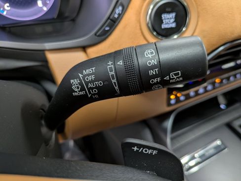 Certified 2025 MAZDA CX-70 3.3 Turbo S w/ Premium Plus image 18