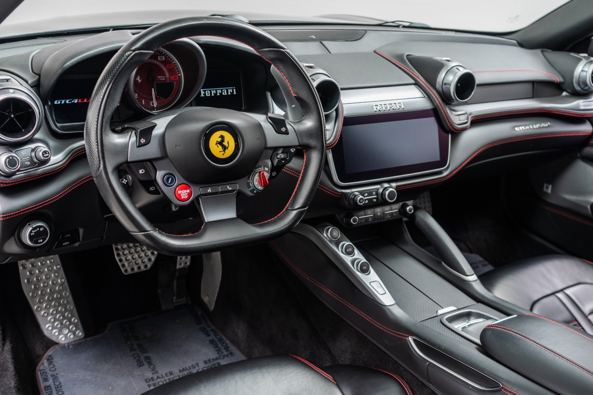 Used 2019 Ferrari GTC4Lusso AWD/4WD image 13