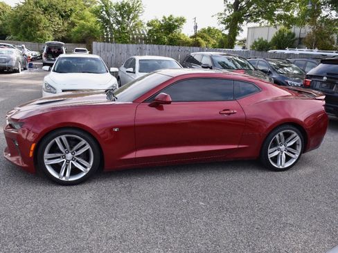 Used 2016 Chevrolet Camaro SS RWD image 3