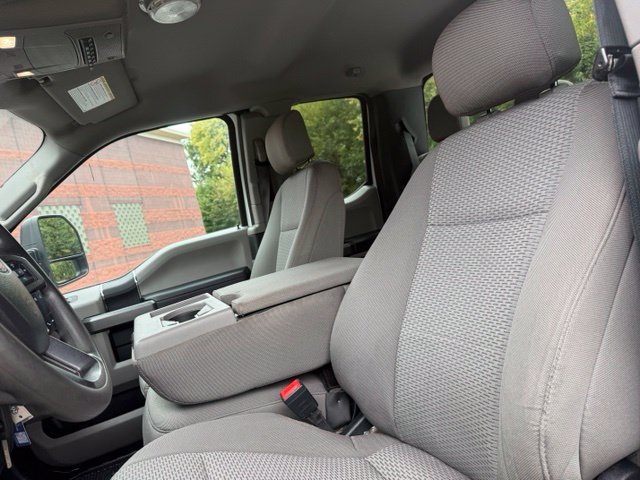 Used 2020 Ford F350 XLT w/ Camper Package AWD/4WD image 14