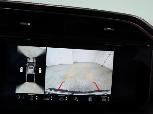 Used 2023 GMC Sierra 1500 Denali Ultimate image 13