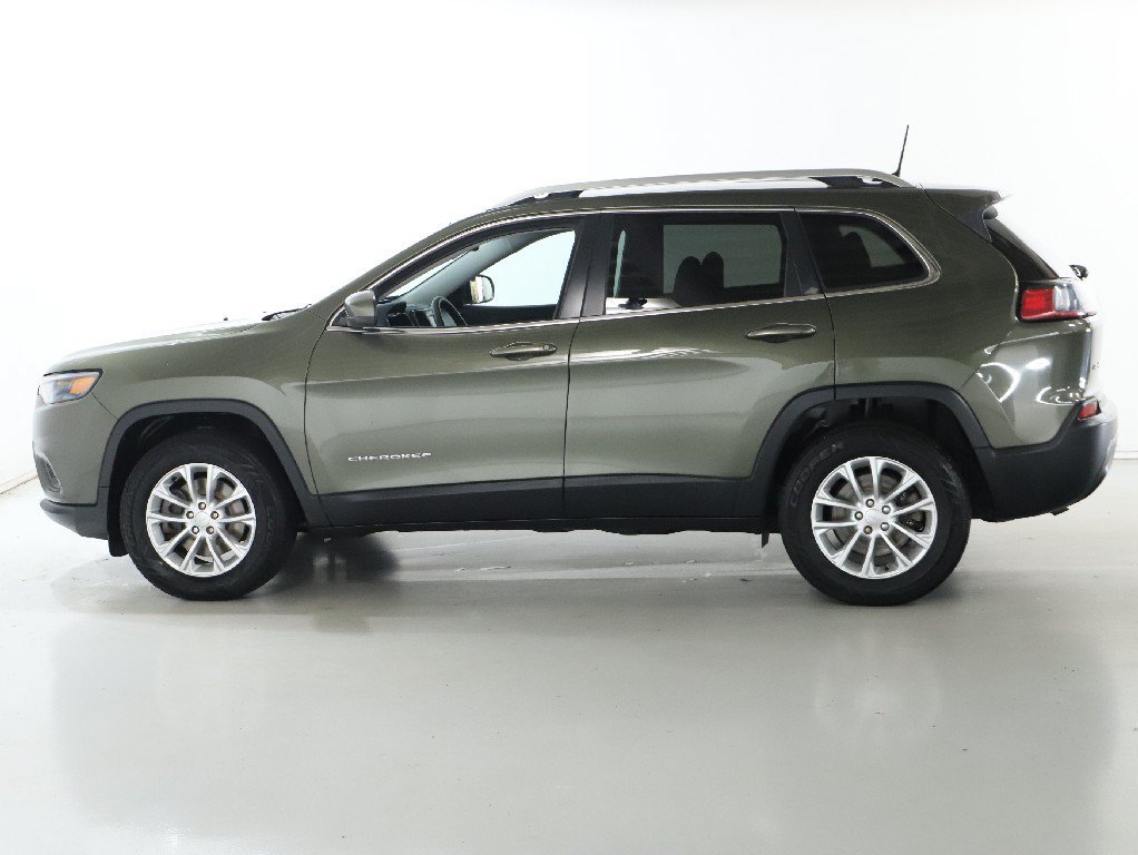Used 2019 Jeep Cherokee Latitude w/ Popular Appearance Group AWD/4WD image 37