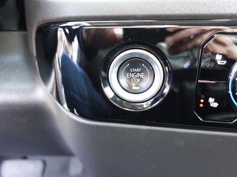 Used 2024 GMC Sierra 1500 Elevation image 44