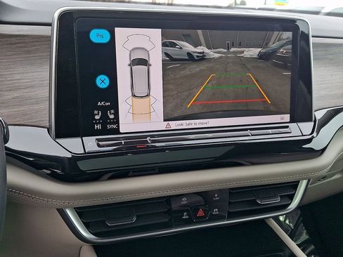 Certified 2024 Volkswagen Atlas SEL image 19