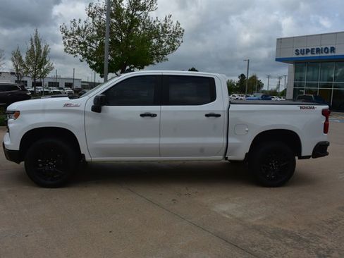 Used 2024 Chevrolet Silverado 1500 LT Trail Boss w/ Convenience Package II AWD/4WD image 10