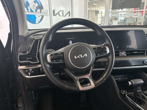 Certified 2024 Kia Sportage EX AWD/4WD image 13