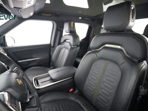 Used 2025 Rivian R1T Adventure AWD/4WD image 4