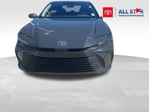 Used 2025 Toyota Camry LE image 1