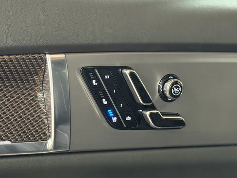 New 2026 Cadillac Vistiq Luxury AWD/4WD image 21