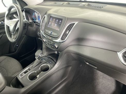 Used 2023 Chevrolet Equinox LT image 30