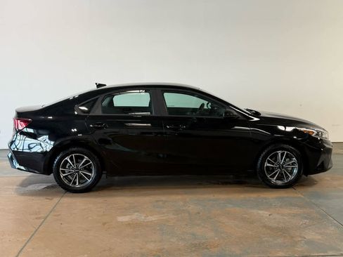 Used 2024 Kia Forte LXS image 6