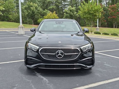 New 2026 Mercedes-Benz E 350 4MATIC Sedan image 3