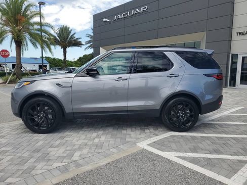 New 2025 Land Rover Discovery S AWD/4WD image 2