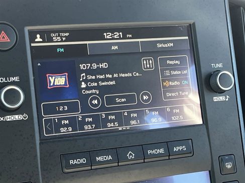 Used 2025 Subaru Forester image 18