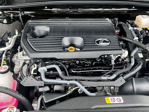 Used 2024 Lexus ES 300h w/ Premium Package image 32